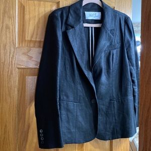 Veronica Beard linen notch lapel blazer. Size large